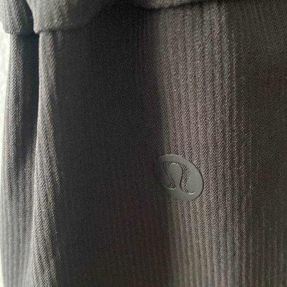 Stretch Rib Pocketed Romper - Picture 5 of 6